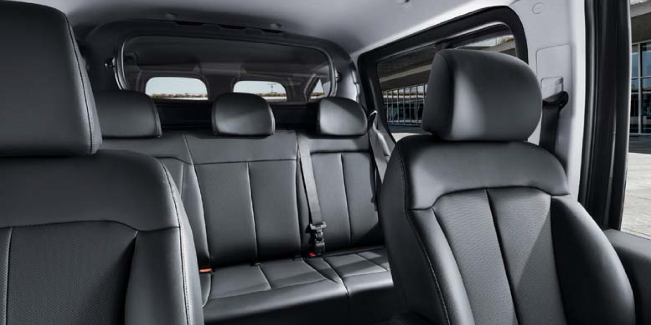 hyundai-staria-van-interior-1
