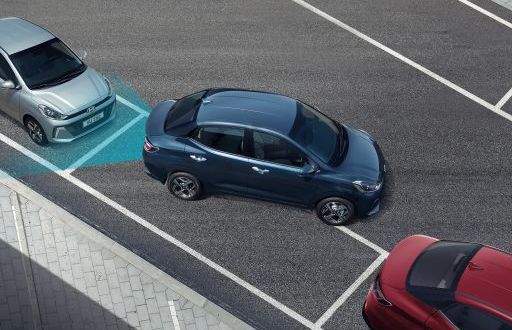 AI3_FL_4DOOR_GEN_LHD_FEATURE_REAR_PARKING_ASSIST_SYSTEM