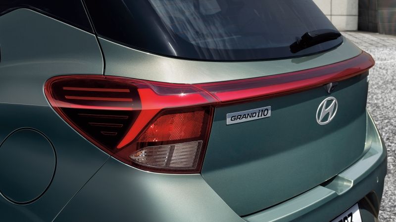 AI3_FL_5DOOR_GEN_LHD_EXTERIOR_LED_TAIL_LAMPS-1
