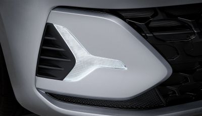 AI3_FL_5DOOR_GEN_LHD_FEATURE_DRL-1