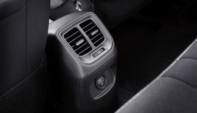 AI3_FL_5DOOR_GEN_LHD_FEATURE_REAR_AC_VENT