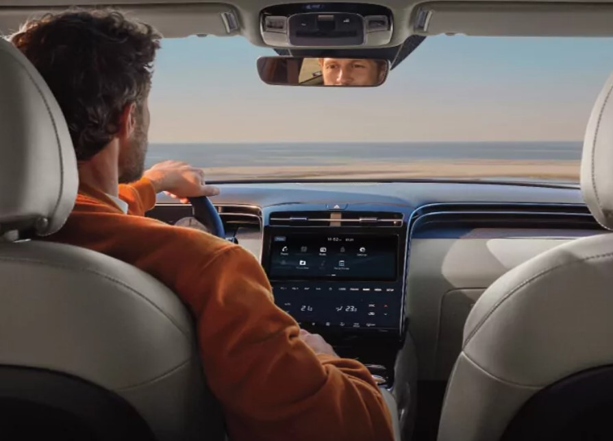interior de camioneta hyundai new tucson
