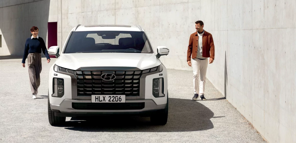 personas en la SUV New Palisade 